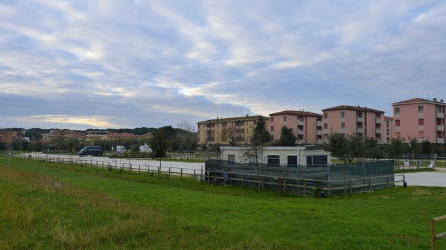 Wohnmobilstellplatz Pisa Marina